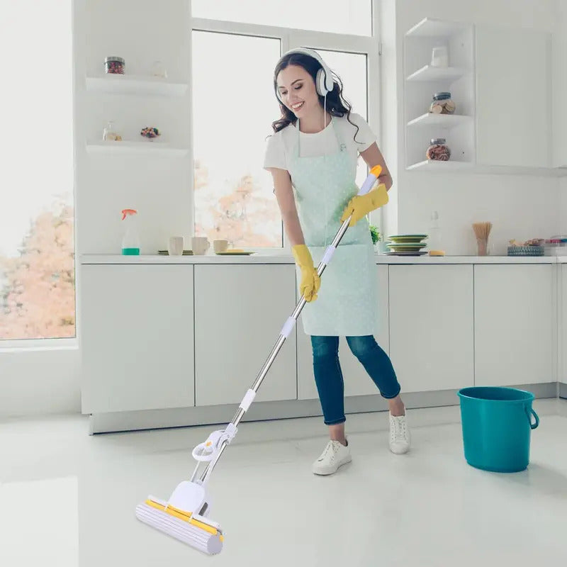 SuperClean™ Ultra Absorbent Sponge Mop